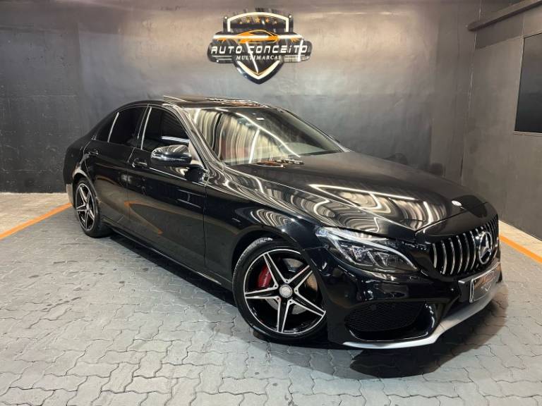 MERCEDES-BENZ - C 250 - 2016/2016 - Preta - R$ 159.900,00