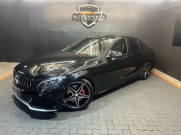 MERCEDES-BENZ - C 250 - 2016/2016 - Preta - R$ 159.900,00