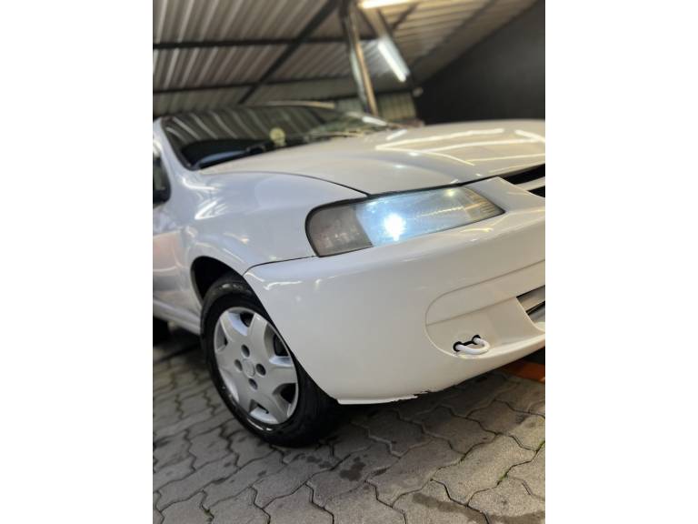 CHEVROLET - CELTA - 2004/2004 - Branca - R$ 16.900,00