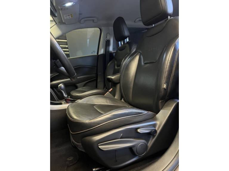 JEEP - COMPASS - 2018/2019 - Cinza - R$ 96.900,00
