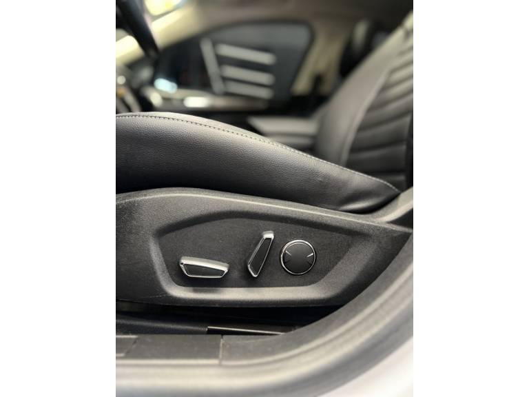 FORD - FUSION - 2018/2018 - Prata - R$ 99.000,00