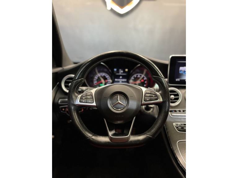 MERCEDES-BENZ - C 250 - 2016/2016 - Preta - R$ 159.900,00