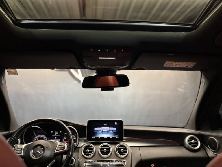 MERCEDES-BENZ - C 250 - 2016/2016 - Preta - R$ 159.900,00