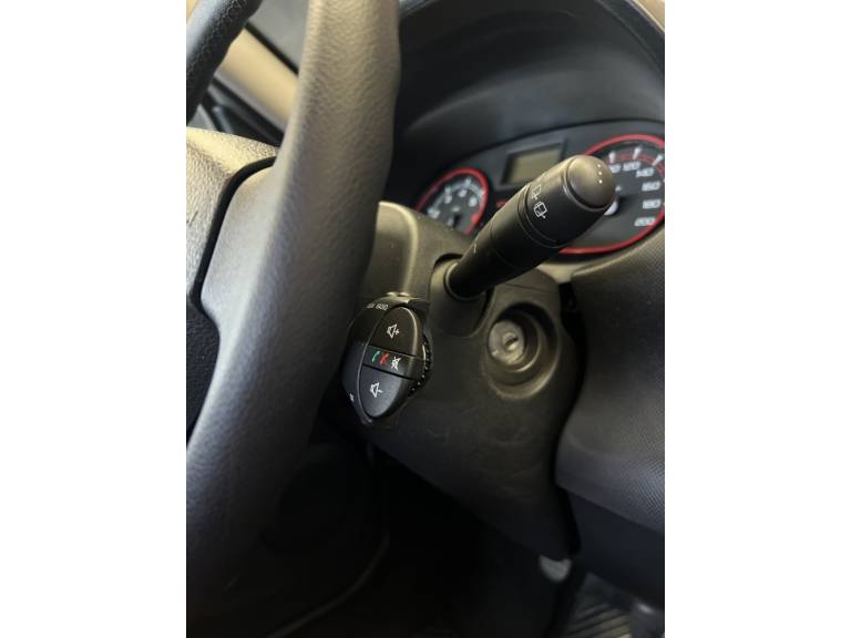RENAULT - SANDERO - 2013/2014 - Branca - R$ 45.900,00