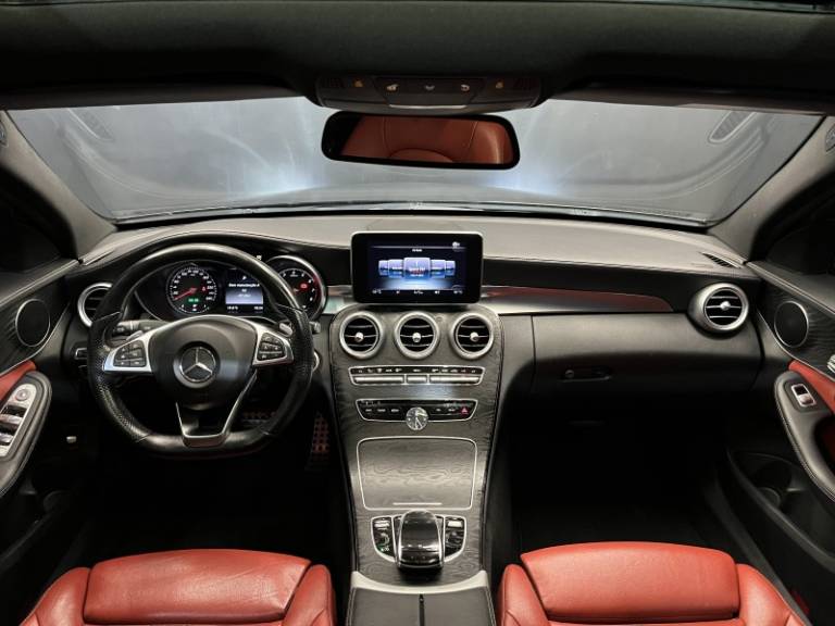 MERCEDES-BENZ - C 250 - 2016/2016 - Preta - R$ 159.900,00